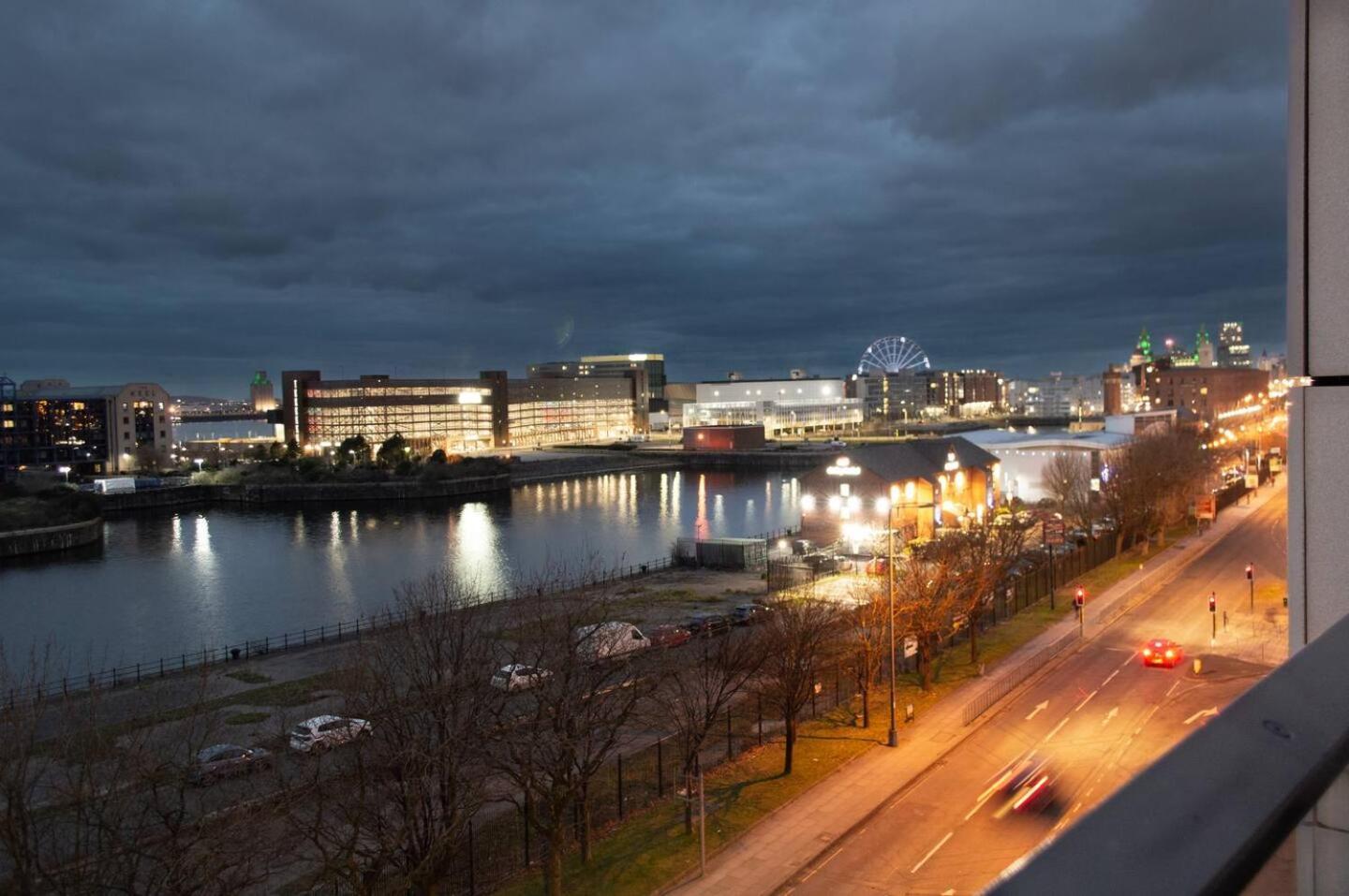 Stunning Mersey View Flat W Parking In ลิเวอร์พูล ภายนอก รูปภาพ